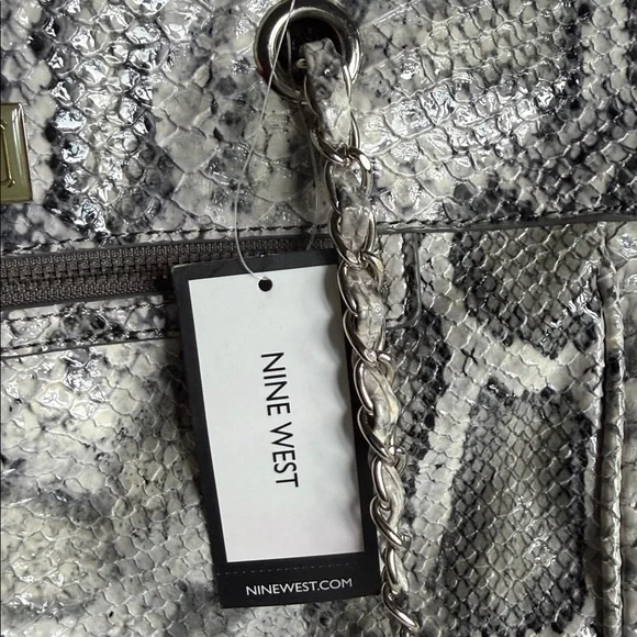 🆕 NINE WEST Caroline Faux Leather Snakeskin Tote NWT Large Purse HandBag Grey - Picture 13 of 15